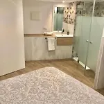 Casa Arrabal * Oia