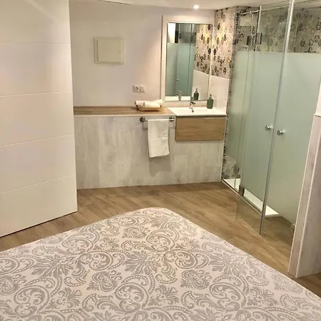 Casa Arrabal * אויה